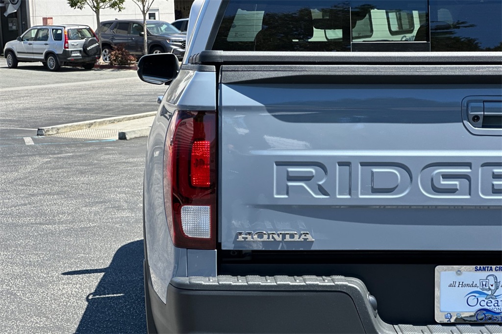 2024 Honda Ridgeline RTL photo 23