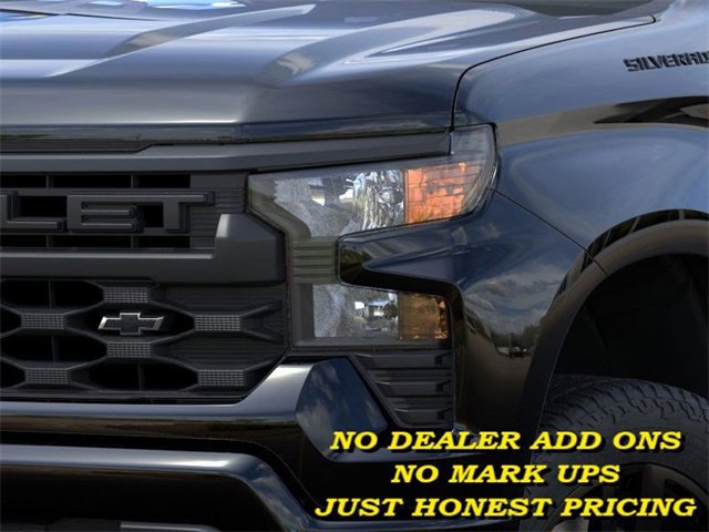 2026 Chevrolet Silverado Custom photo 10