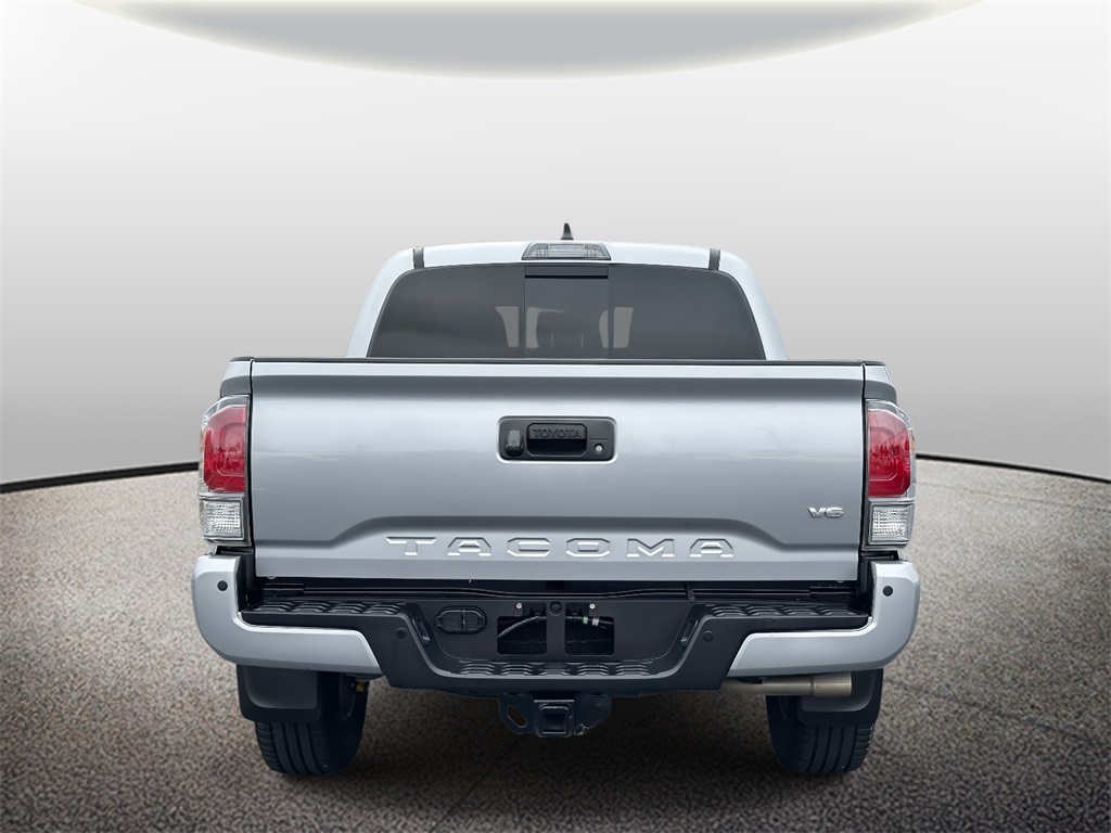 2021 Toyota Tacoma TRD Off-Road photo 4
