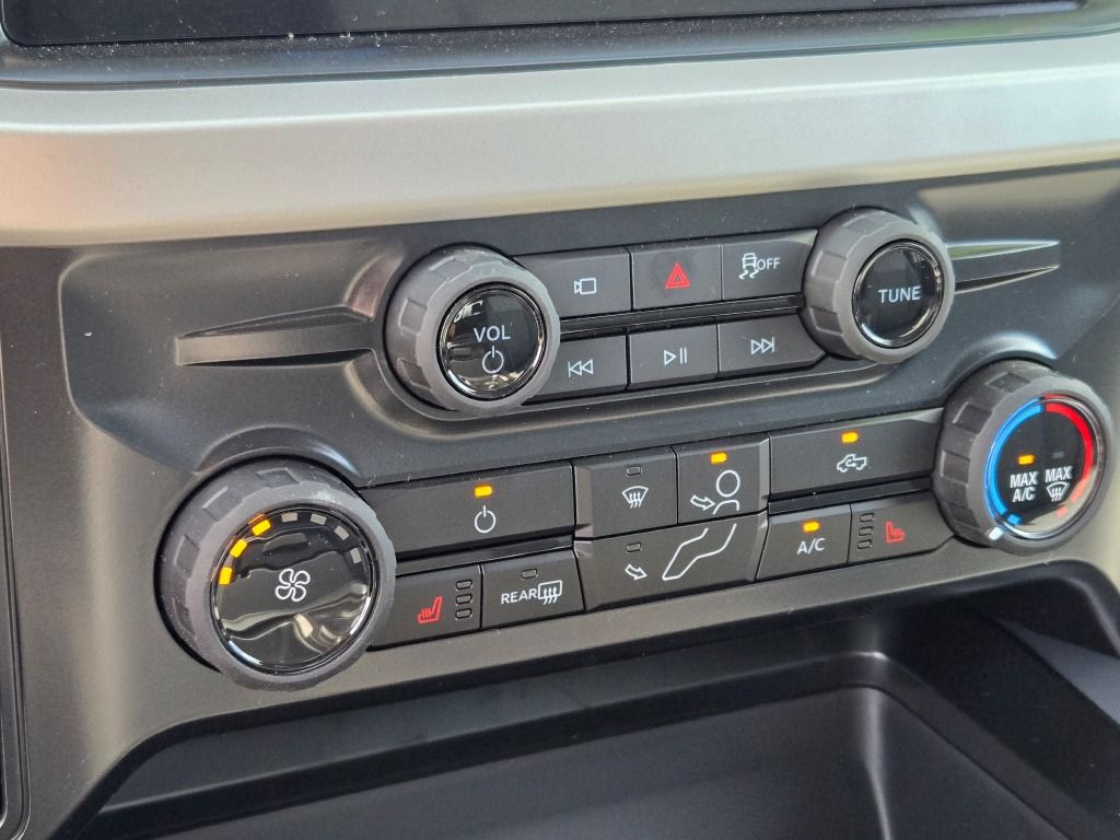 2026 Ford F-350 XLT photo 25