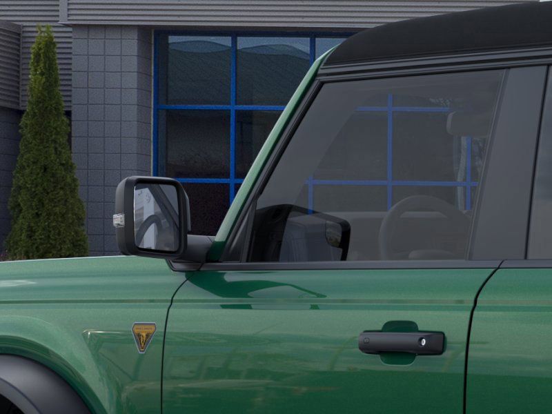 2025 Ford Bronco Badlands photo 18