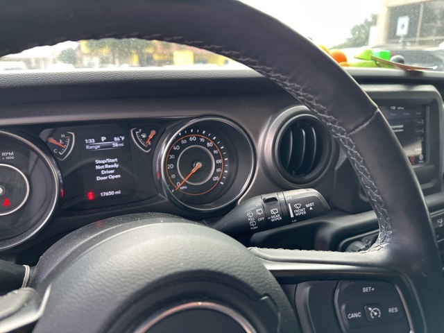 2023 Jeep Wrangler Willys photo 10
