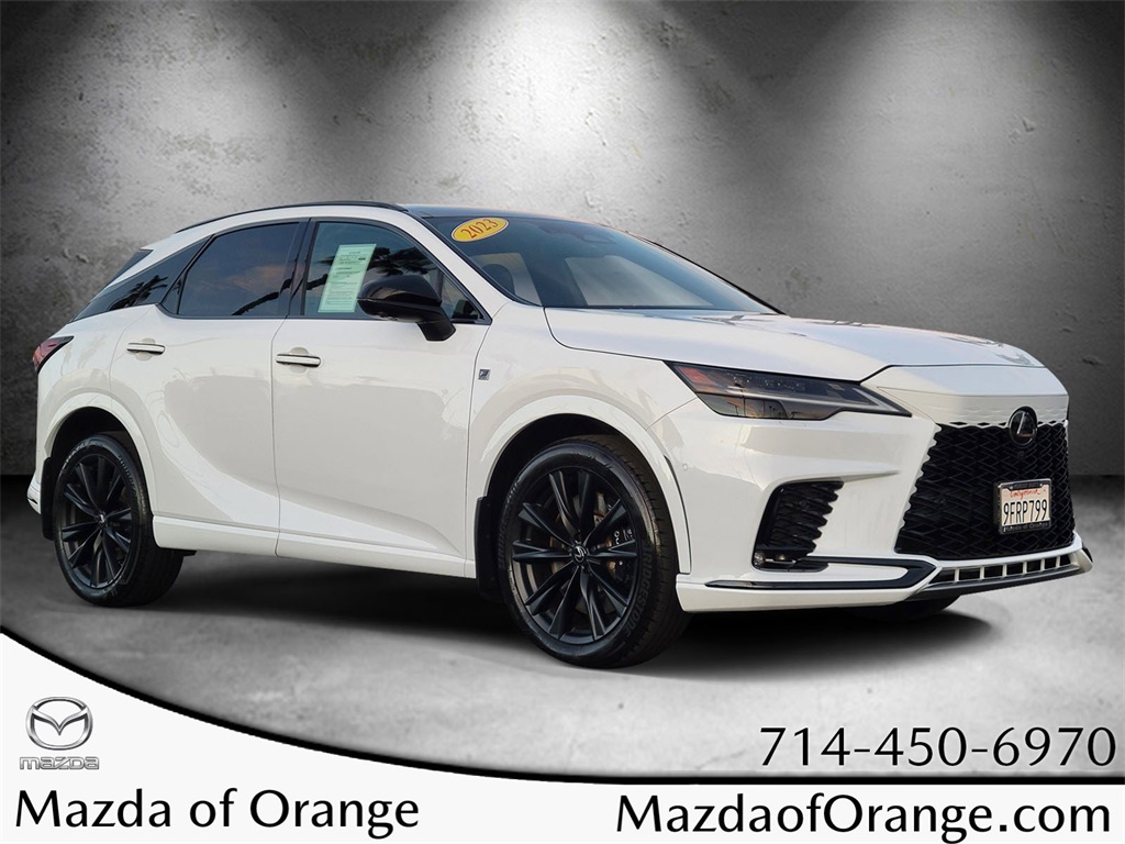 2023 Lexus RX Hybrid 500h's photo