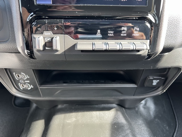 2026 Ram 2500 Tradesman photo 13