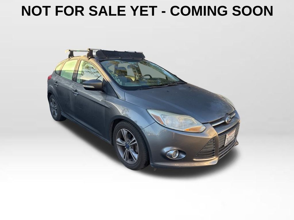 2014 Ford Focus SE's photo