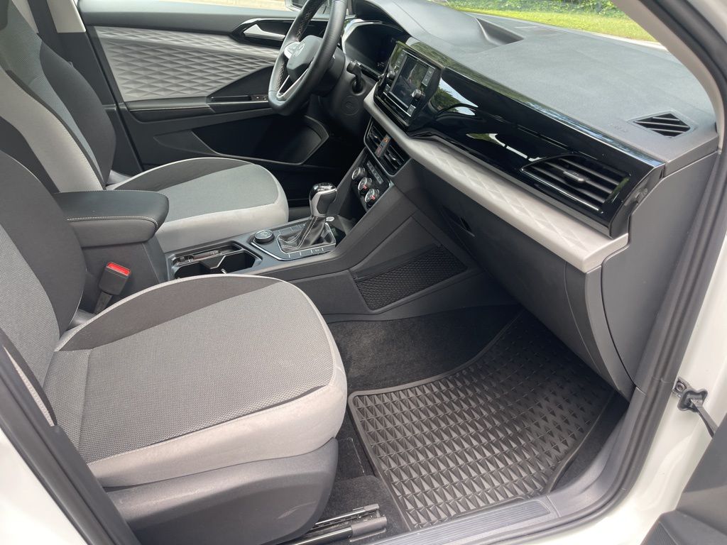 2024 Volkswagen Taos S photo 19