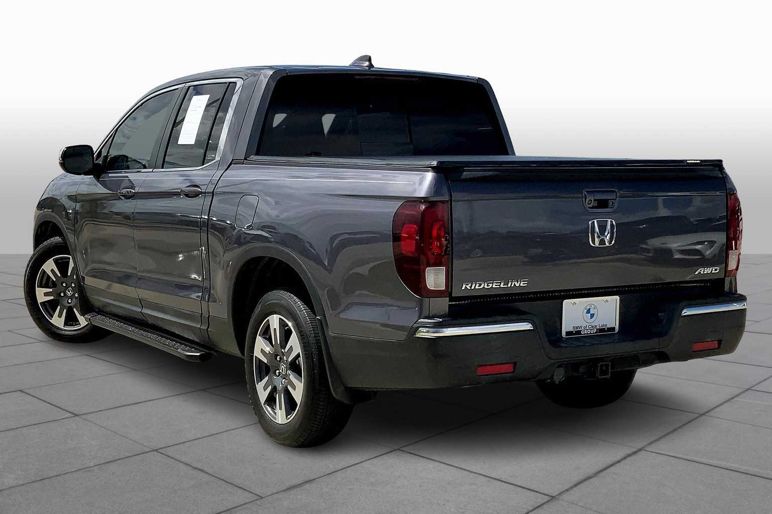 2019 Honda Ridgeline RTL photo 10