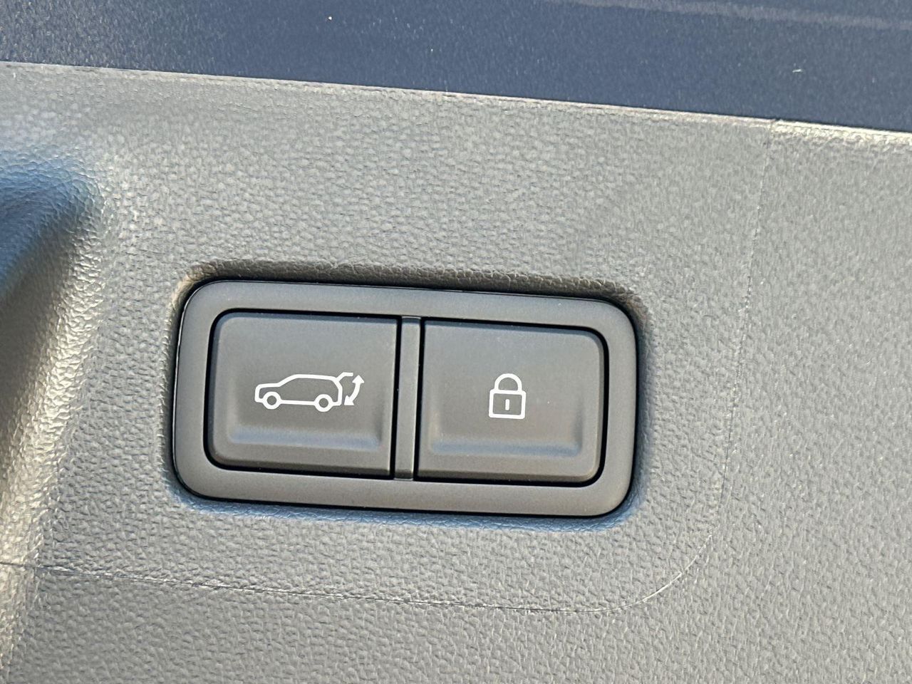 2026 Hyundai Santa Fe Limited photo 30