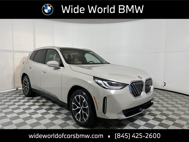 2026 BMW X3 30's photo