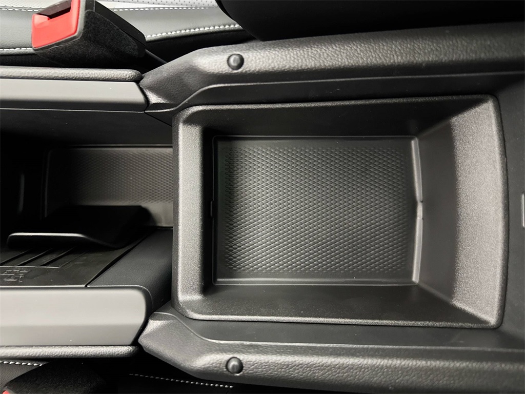 2025 Volkswagen Tiguan SE R-Line Black photo 33