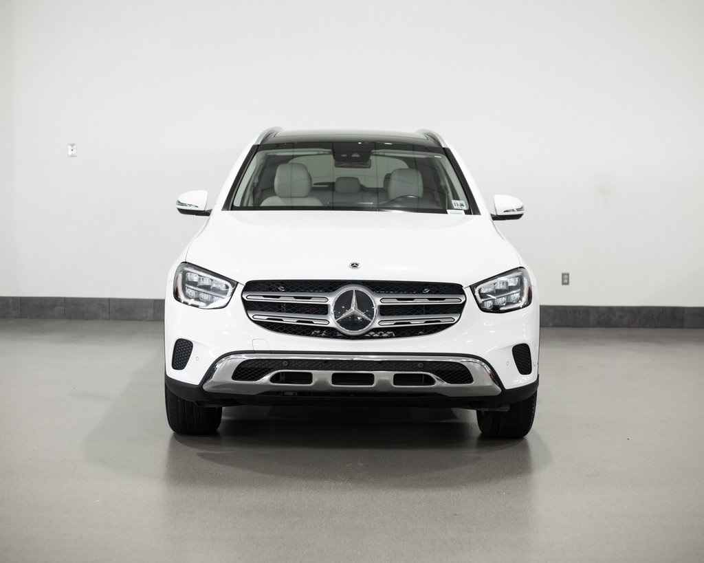 2022 Mercedes Benz GLC 300 4MATIC photo 2