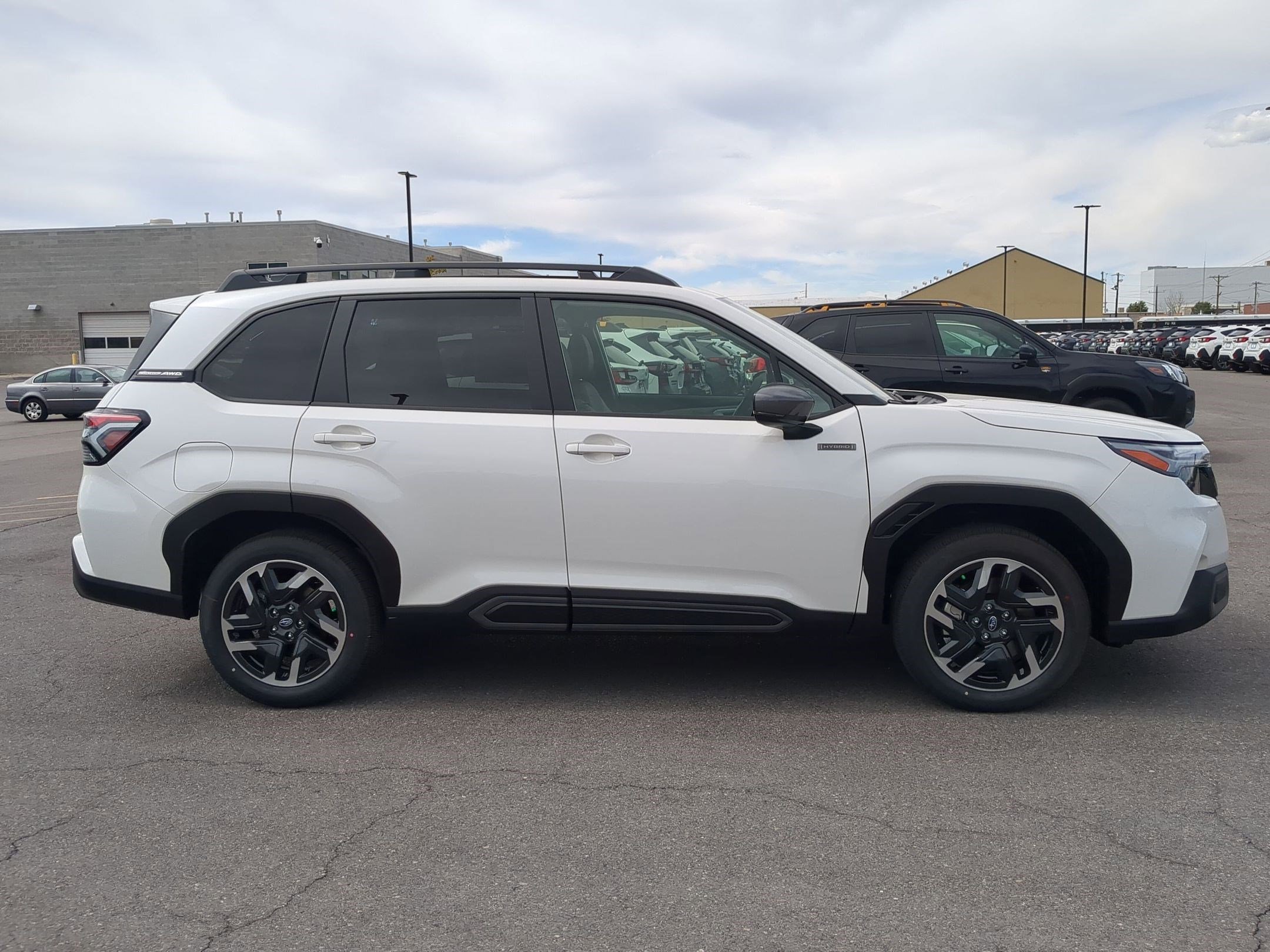 2025 Subaru Forester Limited photo 2