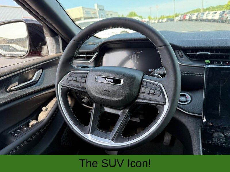 2025 Jeep Grand Cherokee Altitude X photo 4
