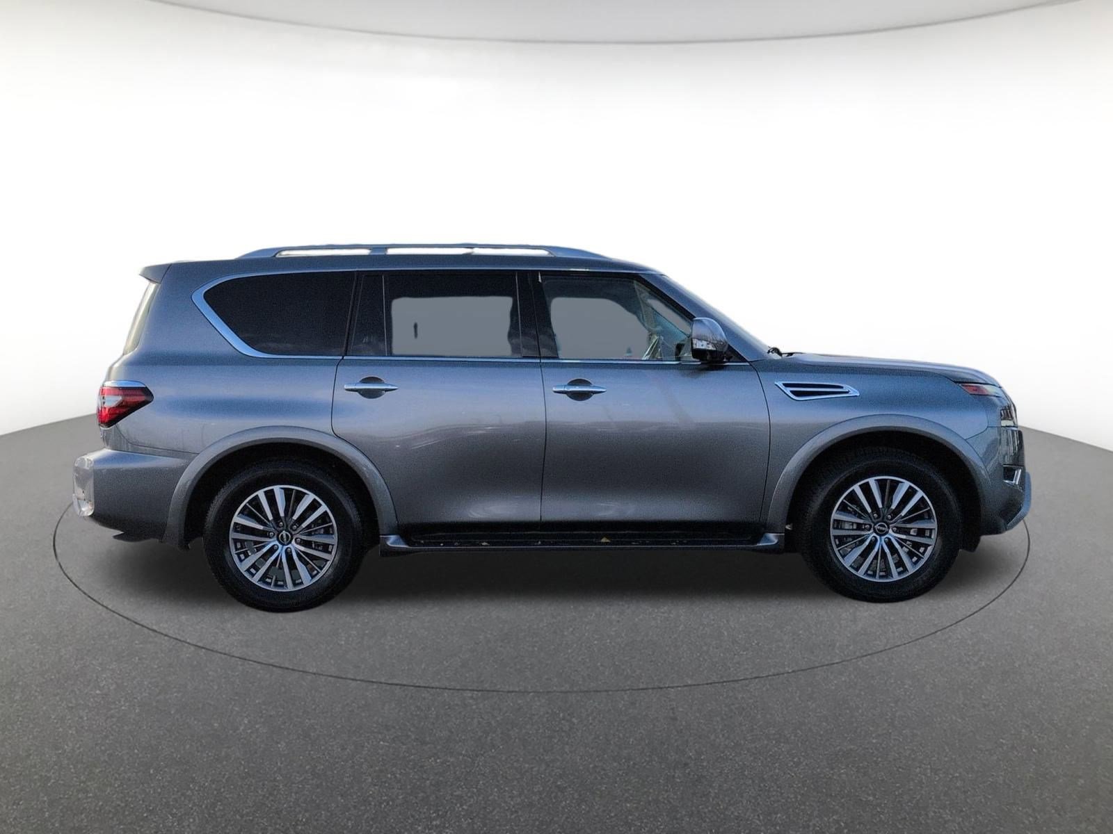2024 Nissan Armada SL photo 4