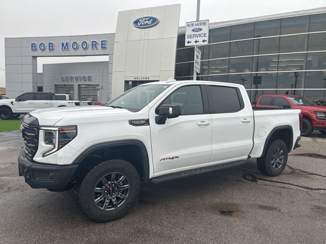 2024 GMC Sierra 1500 AT4X's photo