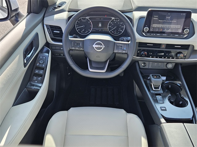 2026 Nissan Rogue SV photo 4