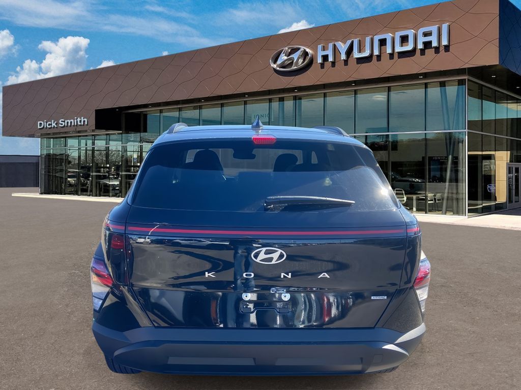 2026 Hyundai Kona SEL photo 4
