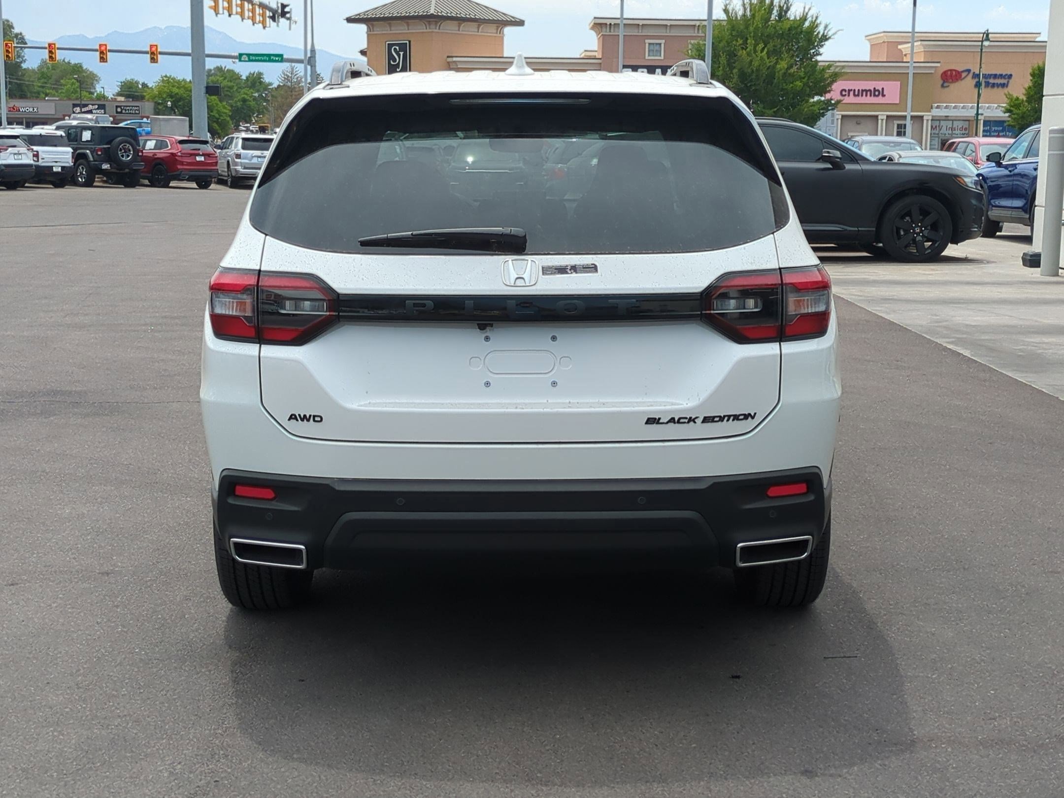 2025 Honda Pilot Black Edition photo 3