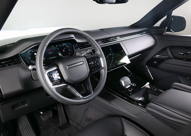 2025 Land Rover Range Rover Sport SE photo 17