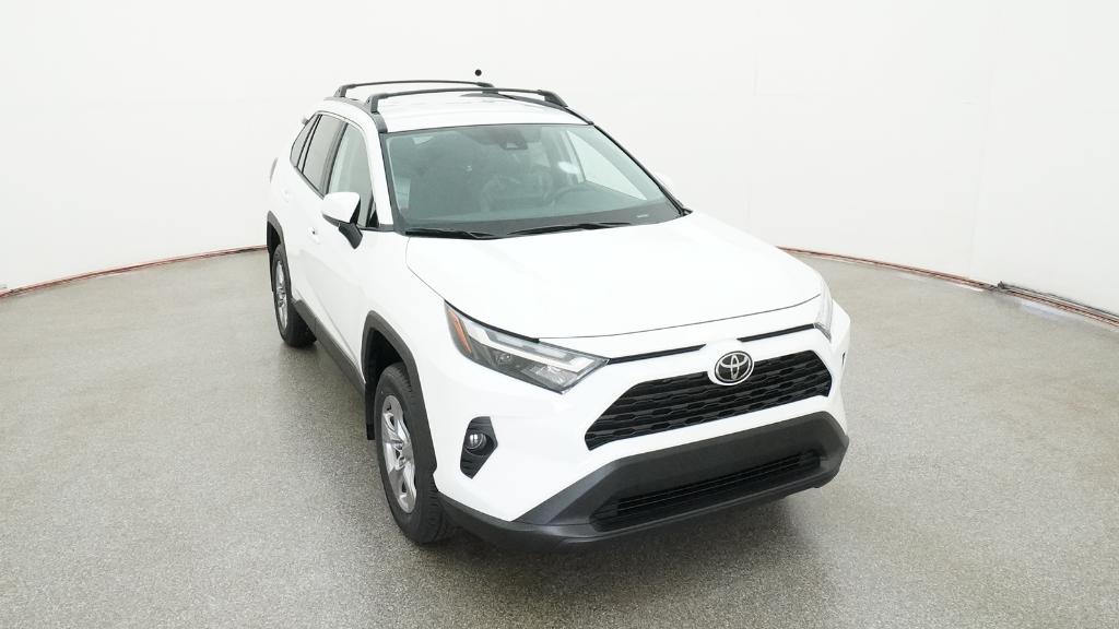 2025 Toyota RAV4 XLE photo 32