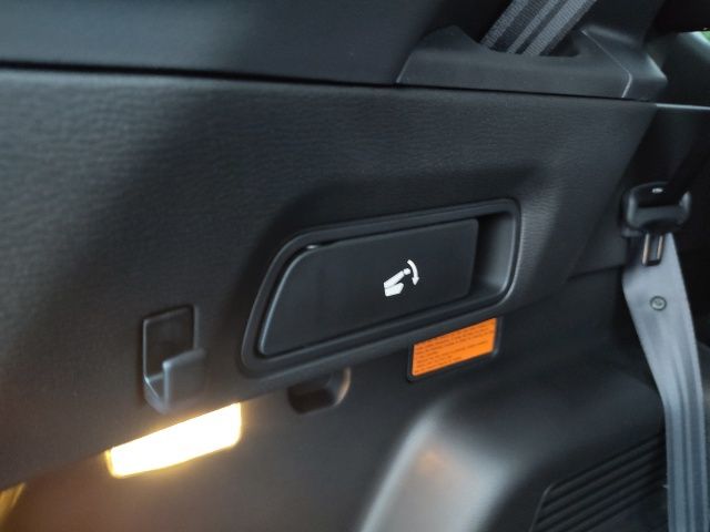 2025 Mitsubishi Outlander PHEV SEL photo 34