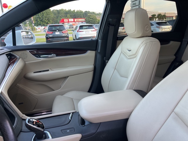 2017 Cadillac XT5 Luxury photo 10