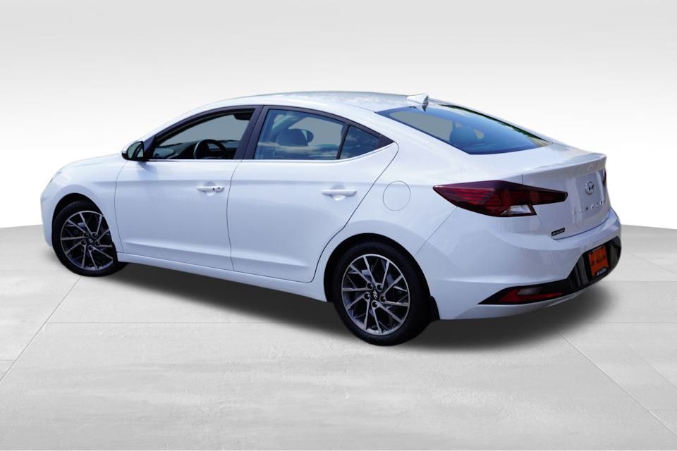 2020 Hyundai Elantra Limited photo 8