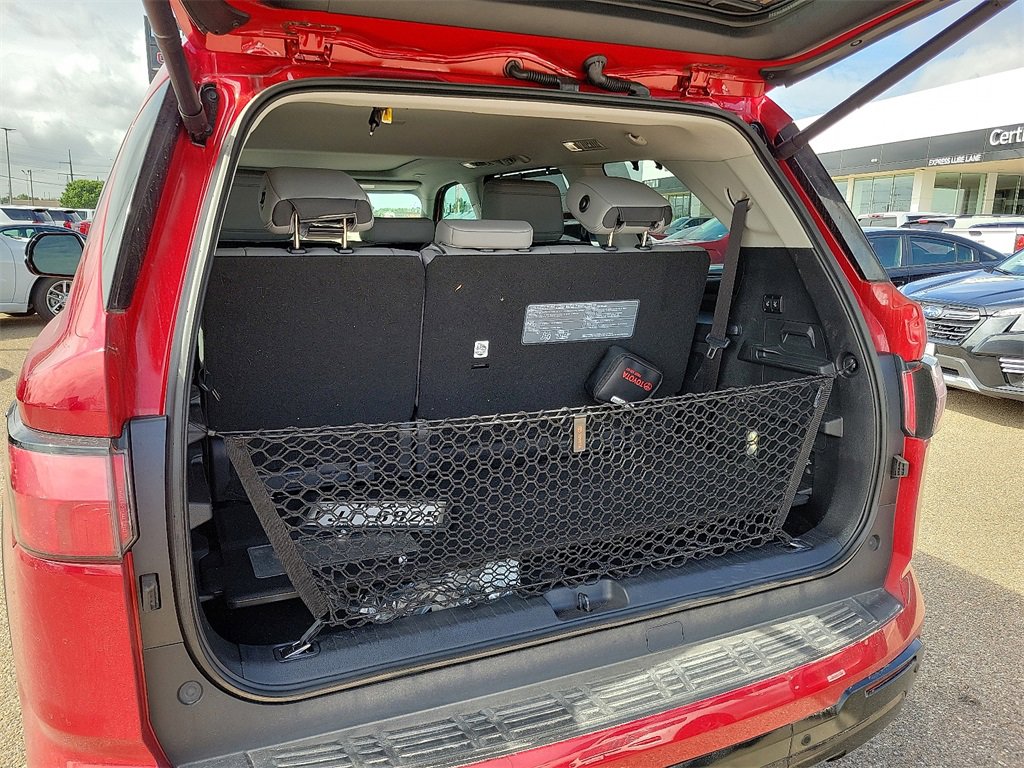 2024 Toyota Sequoia SR5 photo 15