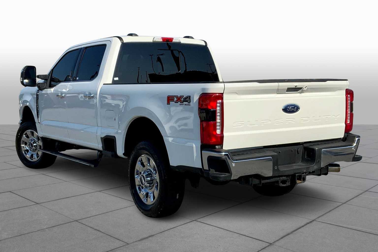 2024 Ford F-250 Lariat photo 11