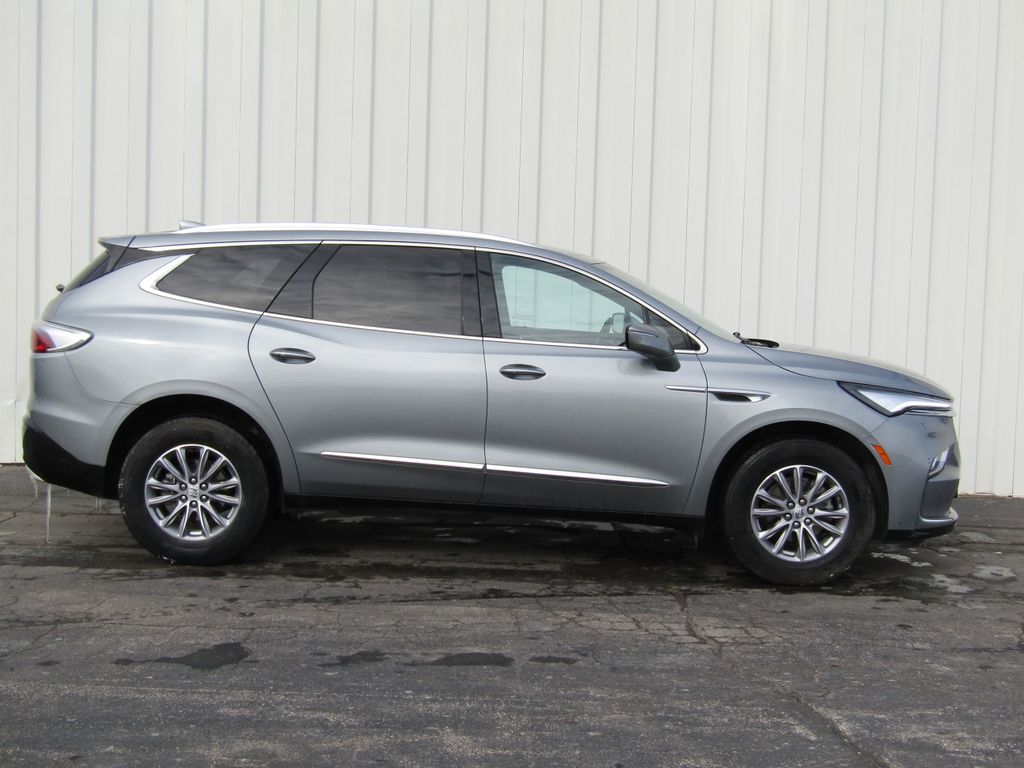 Used 2024 Buick Enclave Premium with VIN 5GAEVBKW0RJ123701 for sale in Kansas City