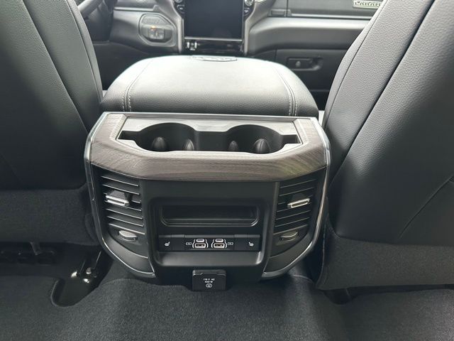 2026 Ram 2500 Laramie photo 33