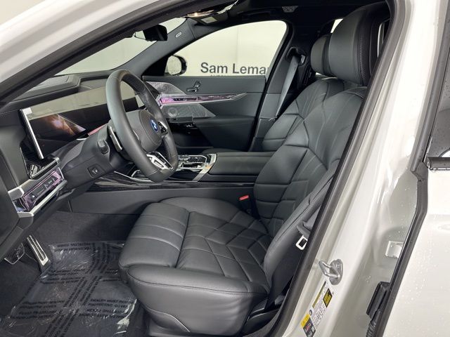2024 Bmw i7 xDrive60 photo 2
