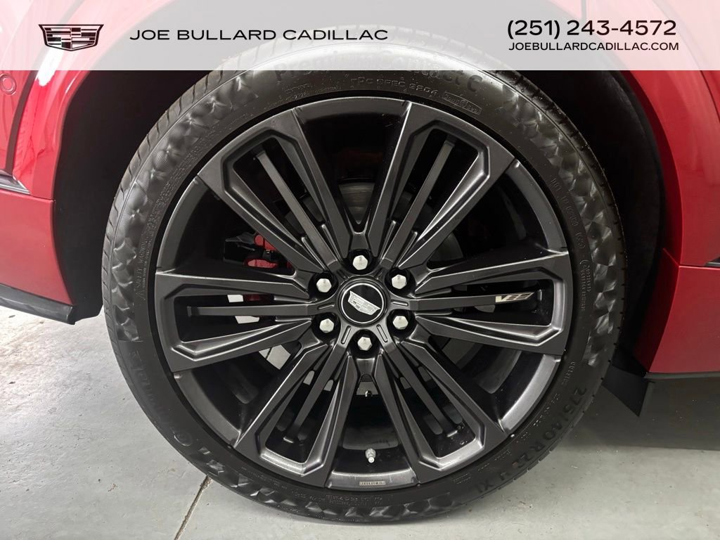 2026 Cadillac Lyriq photo 16