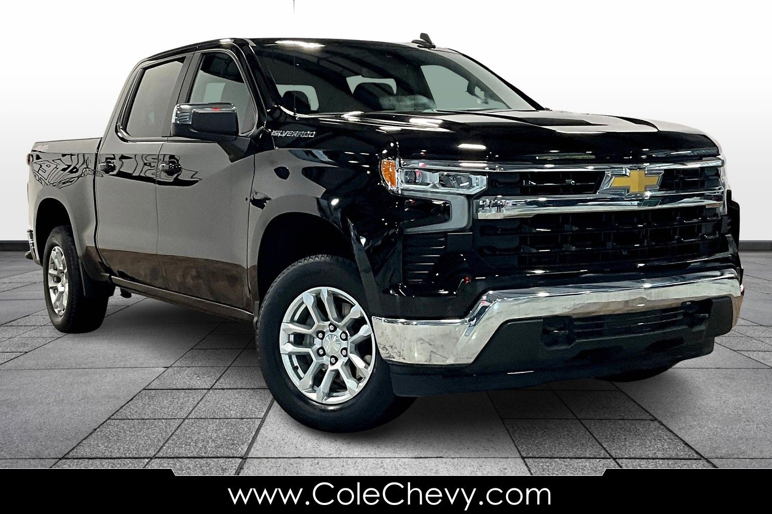 2023 Chevrolet Silverado 1500 LT's photo