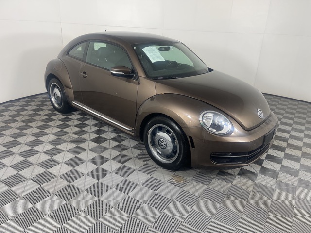 2012 Volkswagen Beetle 2.5L photo 4