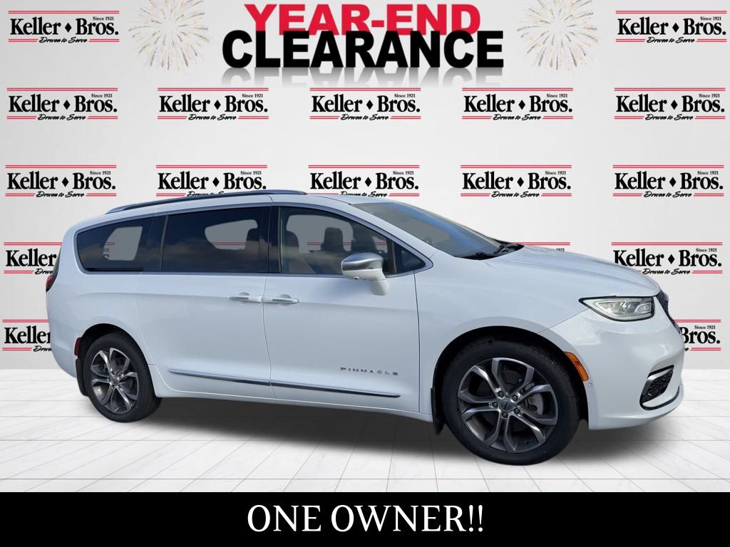 2021 Chrysler Pacifica Pinnacle's photo