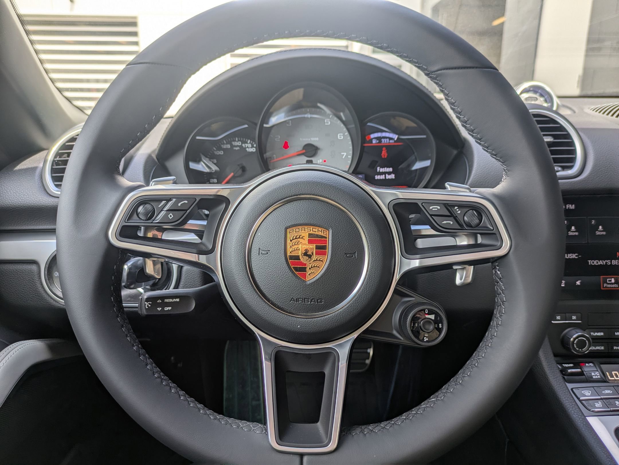 2025 Porsche Boxster S photo 15