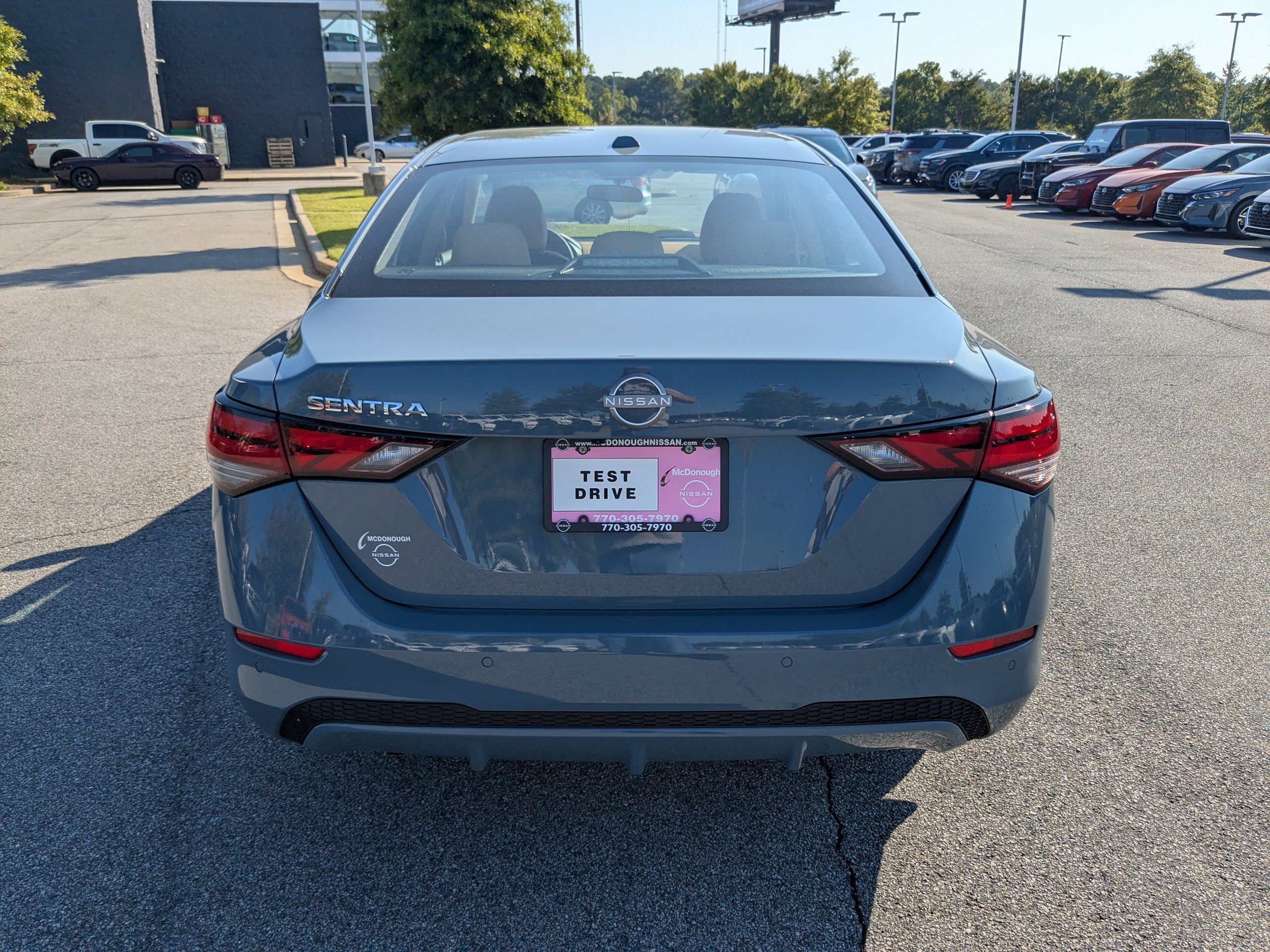 2025 Nissan Sentra SV photo 4