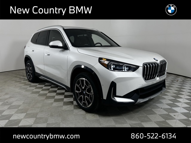 2026 BMW X1 28i's photo