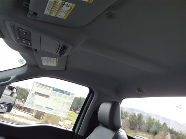 2024 Ford F-600 photo 7