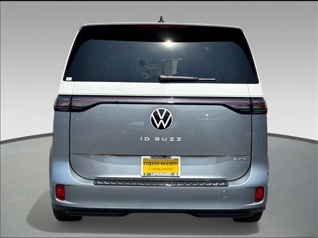 2025 Volkswagen ID. Buzz Pro Plus photo 5