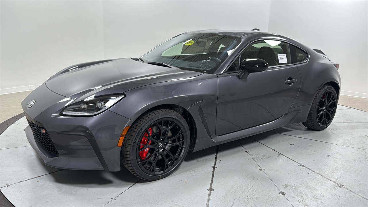 2025 Toyota GR86 Premium's photo