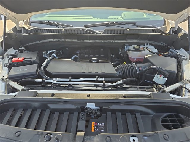 2023 Chevrolet Silverado photo 27