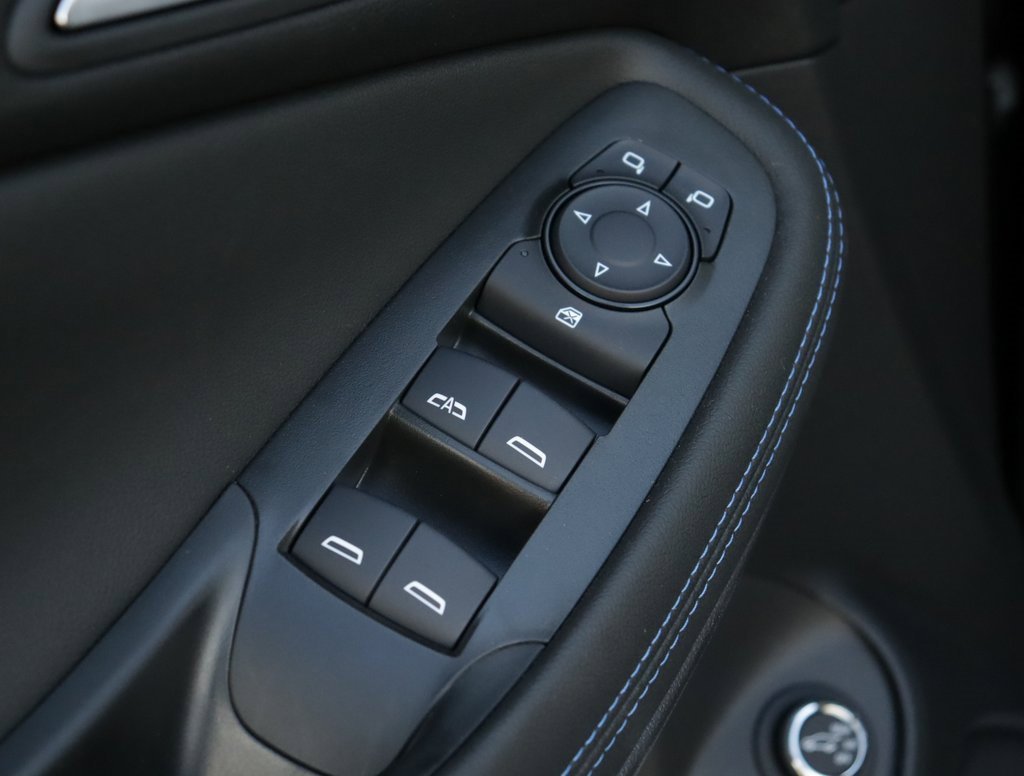 2026 Buick Encore GX Sport Touring photo 14