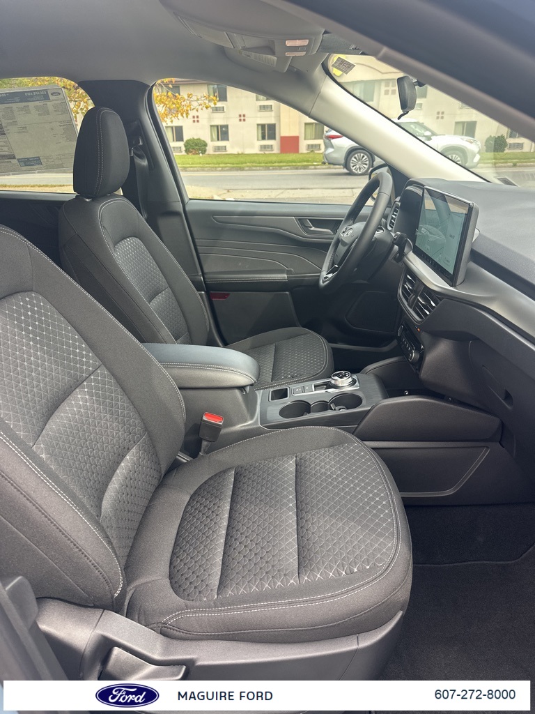 2025 Ford Escape Active photo 12