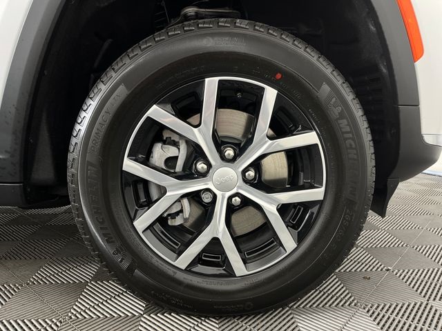 2025 Jeep Grand Cherokee Limited photo 5