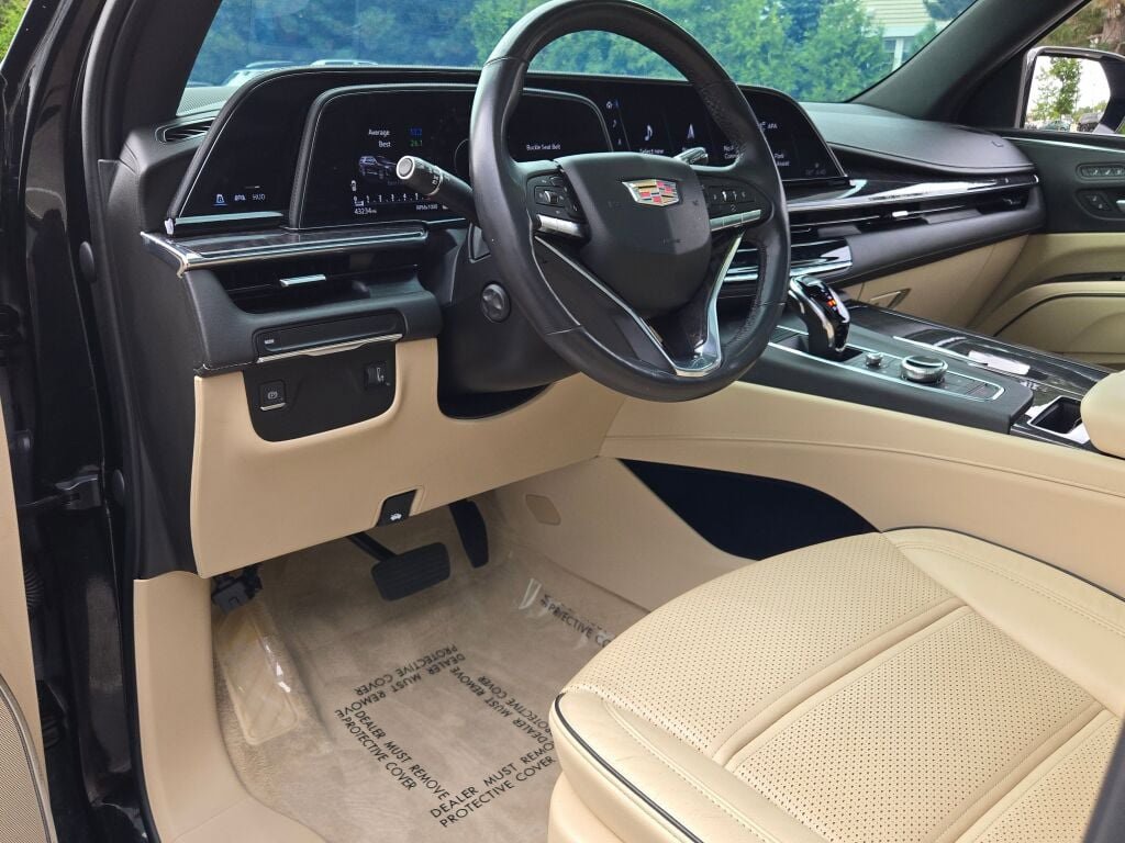 2021 Cadillac Escalade ESV Premium Luxury photo 23