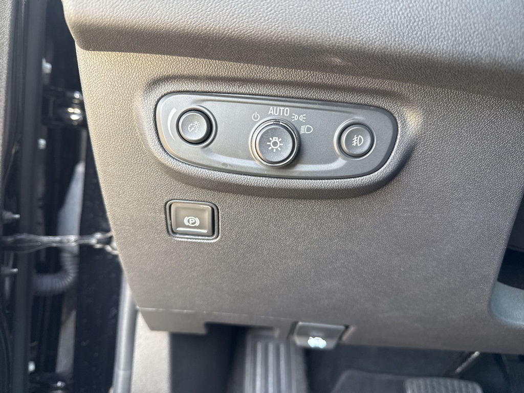 2024 Gmc Terrain SLT photo 8