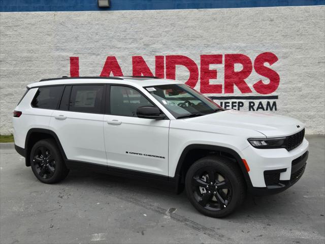 2025 Jeep Grand Cherokee L Altitude's photo