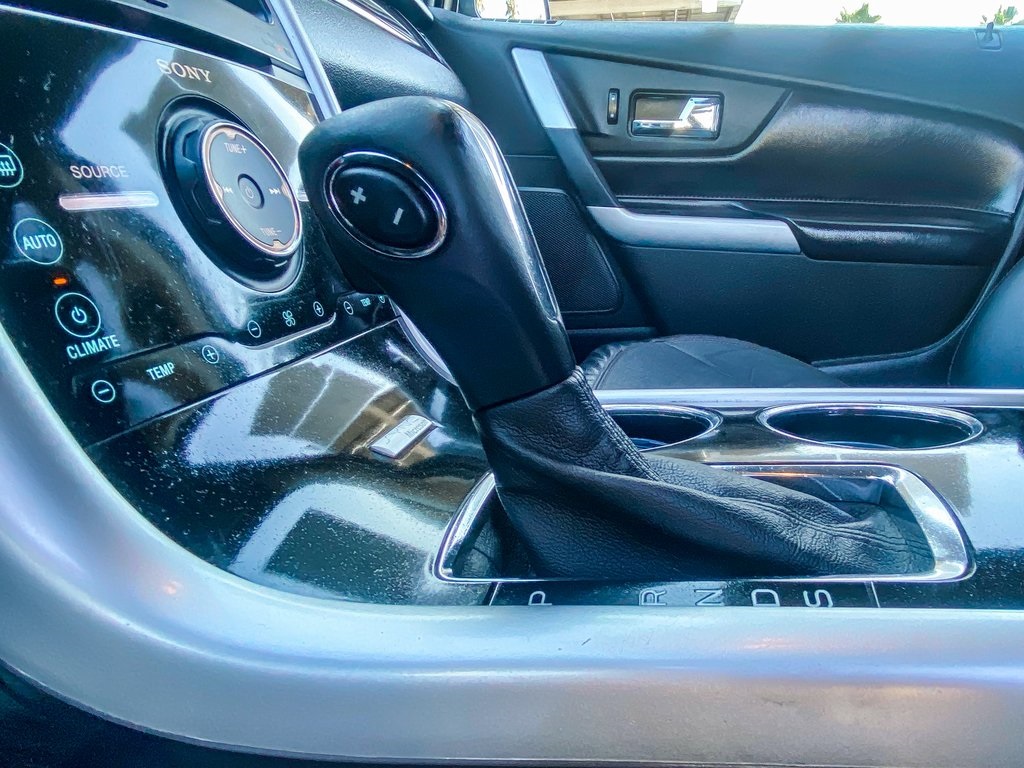 2013 Ford Edge Limited photo 18